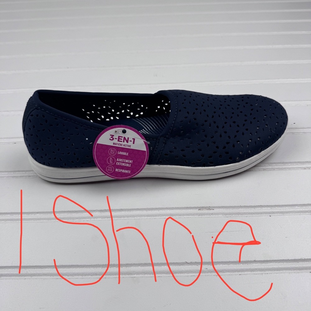 NEW Clarks Women's 8.5 Navy Slipons RIGHT SHOE ONLY AMPUTEE